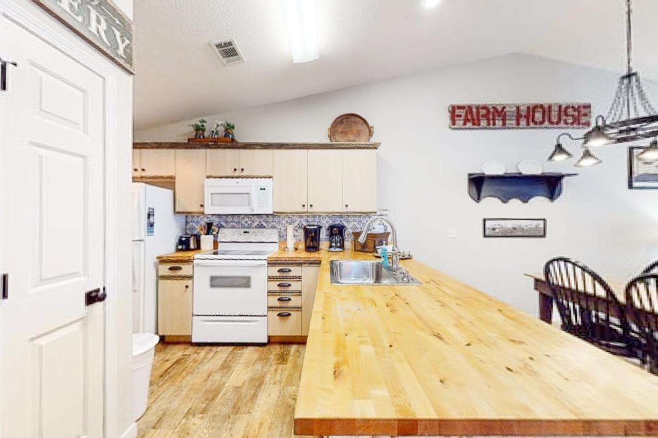 The Farmhouse At Fall Creek ブランソン エクステリア 写真